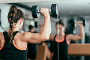 Fortalecimento muscular: benefícios para as articulações